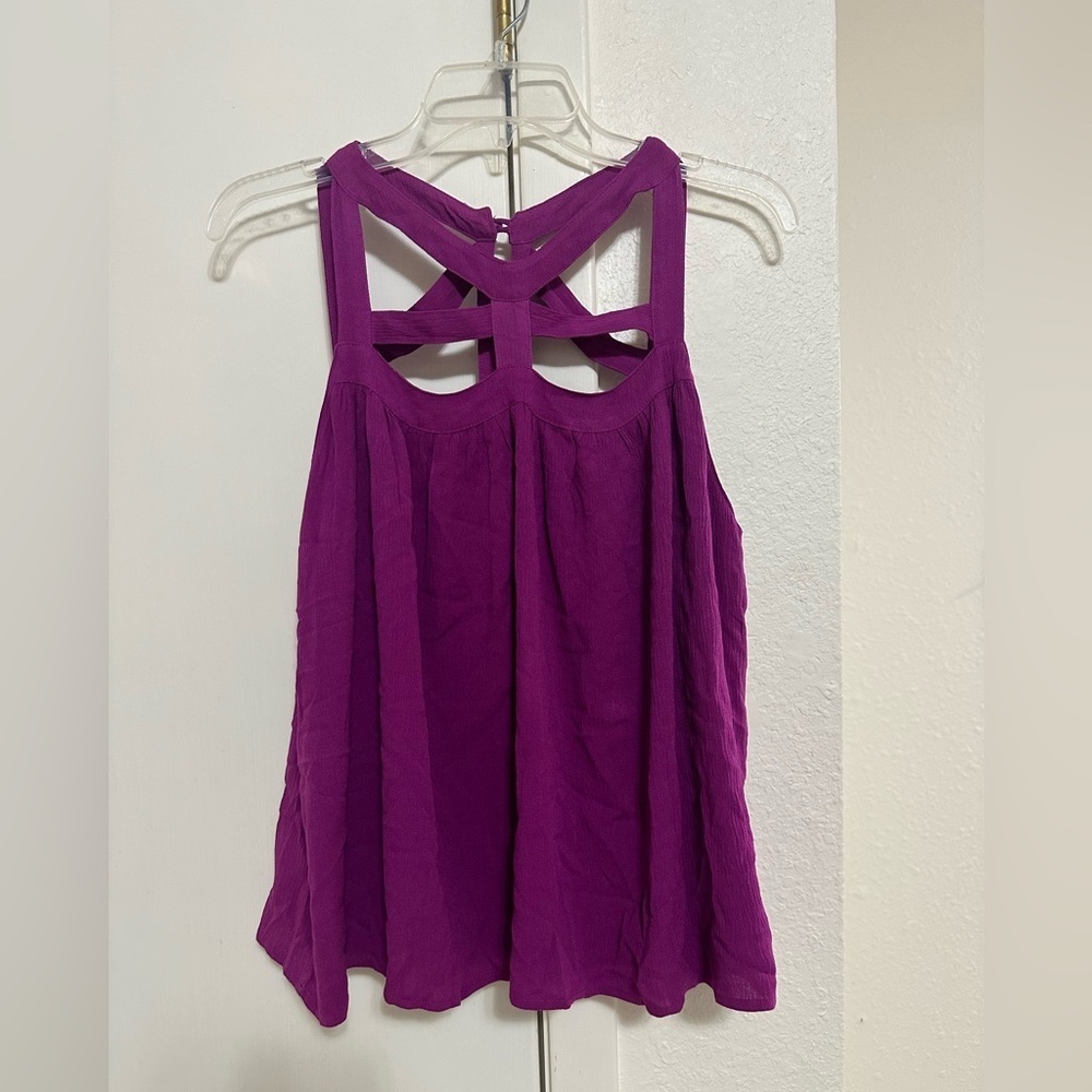 Bluivy Criss crossed front and back. Size S